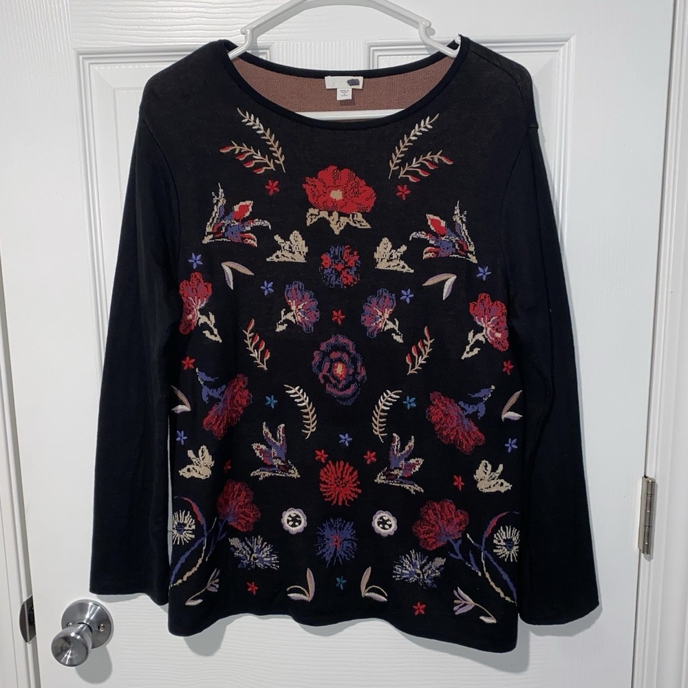 J. Jill Women's Petite M Black Knit Floral Embroidered Round Neck Pullover Top